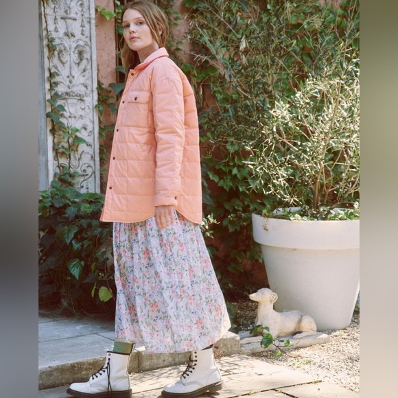 The Great Reversible Cloud Puffer in Cherry Blossom With Rose 0 XS - Picture 3 of 8